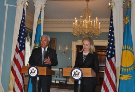 hilary kazak dışişleri bakanı