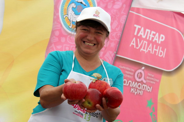 elma festivali almatı